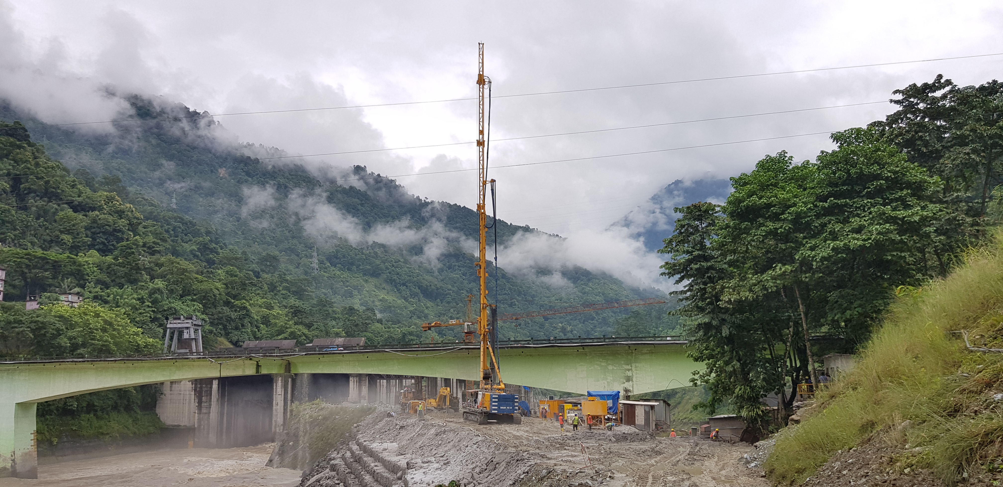 Strom aus Wasserkraft beim Teesta VI Hydro Electric Projekt in Indien von Bauer Spezialtiefbau